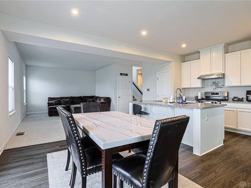 320 Chevington Chase, Tipp City, OH 45371 Photo 12