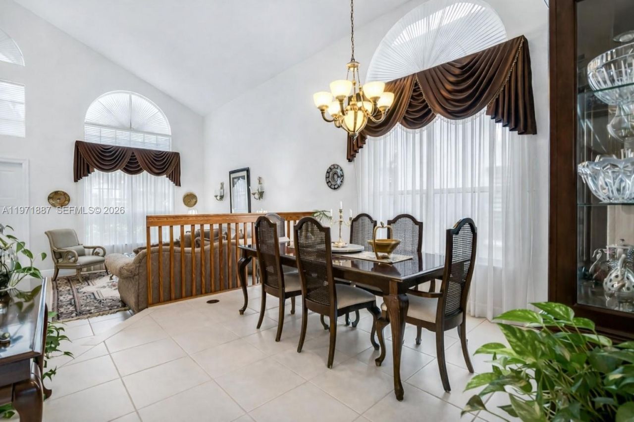 5321 SW 184th Way, Miramar, FL 33029 Photo