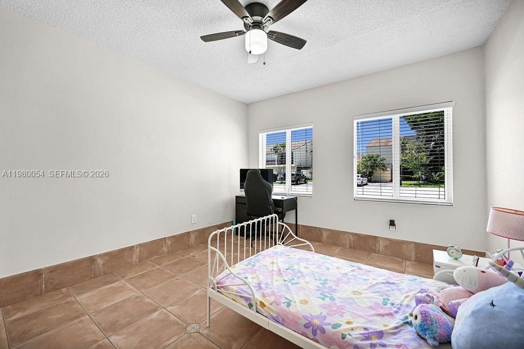 9133 Fontainebleau Blvd , Unit 5, Miami, FL 33172 Photo