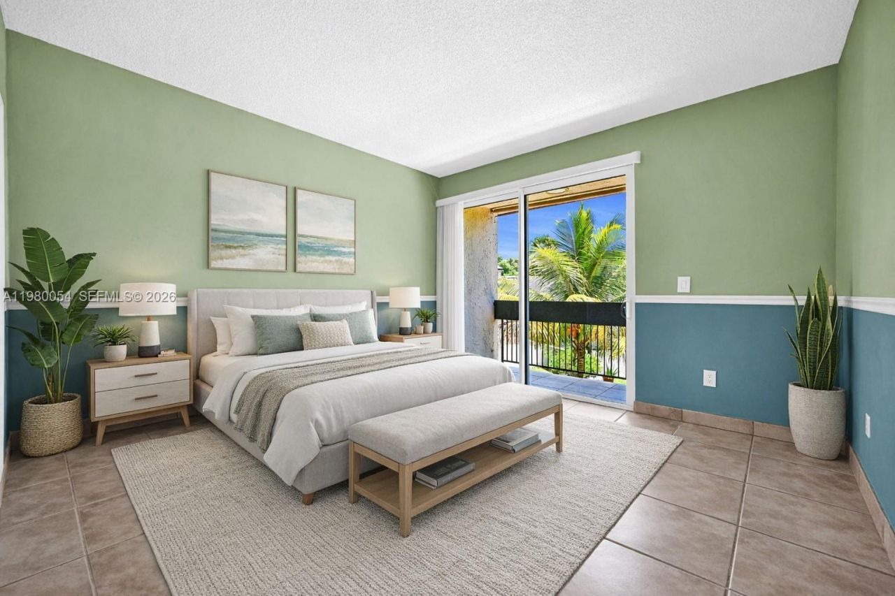 9133 Fontainebleau Blvd , Unit 5, Miami, FL 33172 Photo