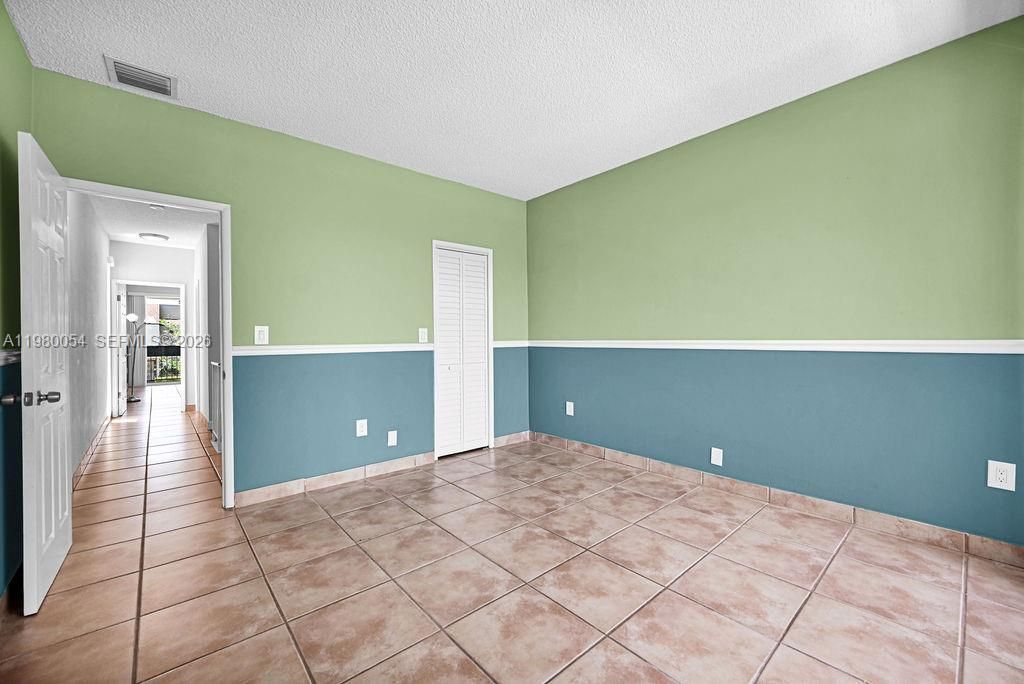 9133 Fontainebleau Blvd , Unit 5, Miami, FL 33172 Photo