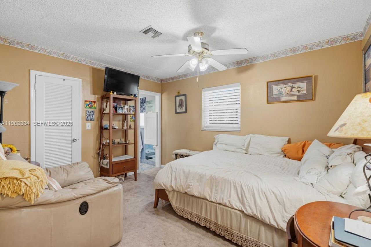 10930 SW 27th Ct , Davie, FL 33328 Photo