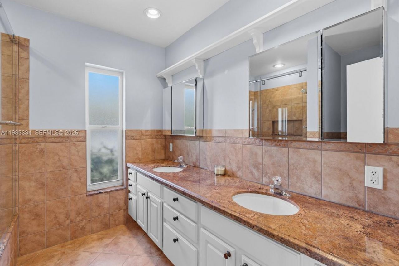 10930 SW 27th Ct , Davie, FL 33328 Photo