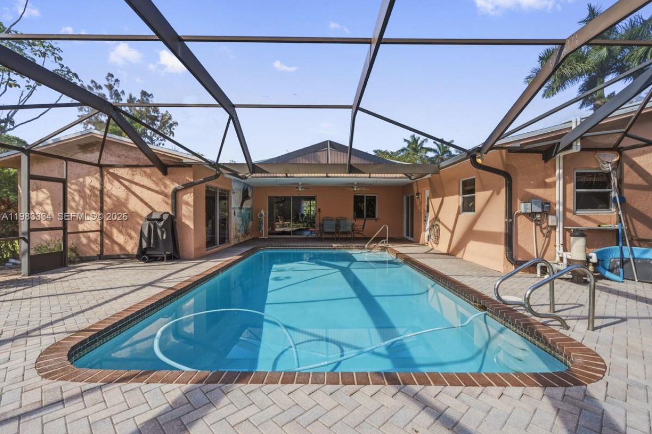 10930 SW 27th Ct , Davie, FL 33328 Photo