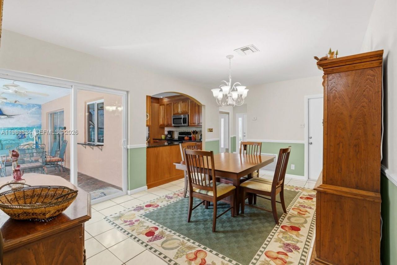 10930 SW 27th Ct , Davie, FL 33328 Photo