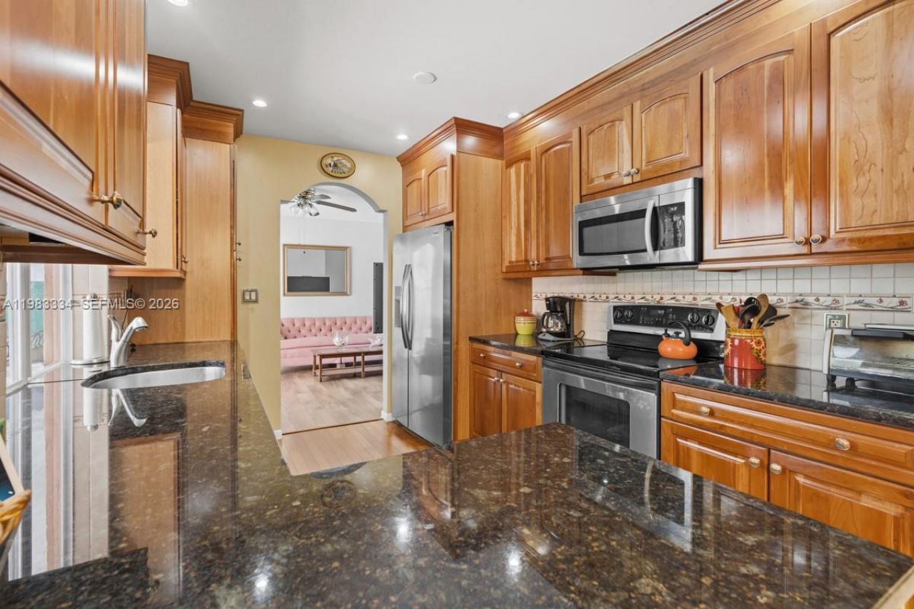 10930 SW 27th Ct , Davie, FL 33328 Photo