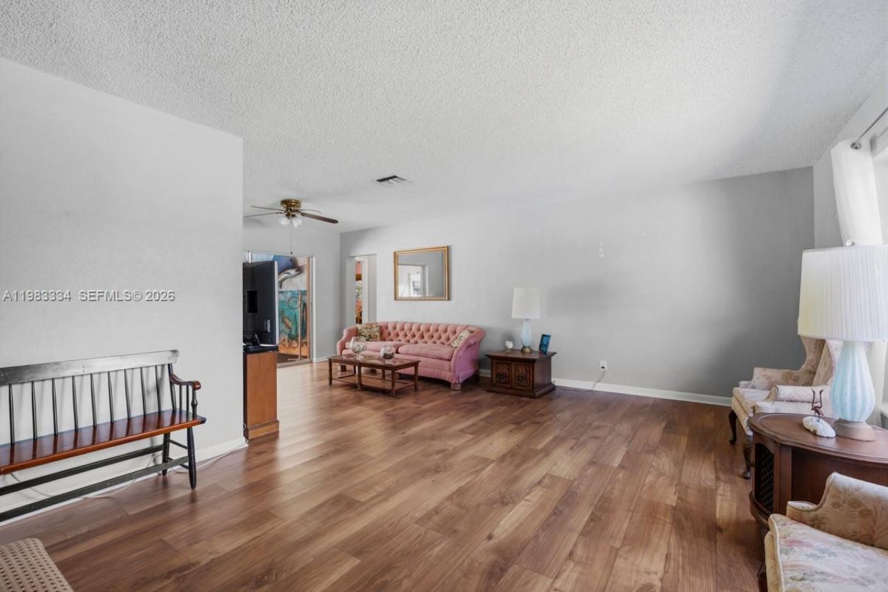 10930 SW 27th Ct , Davie, FL 33328 Photo