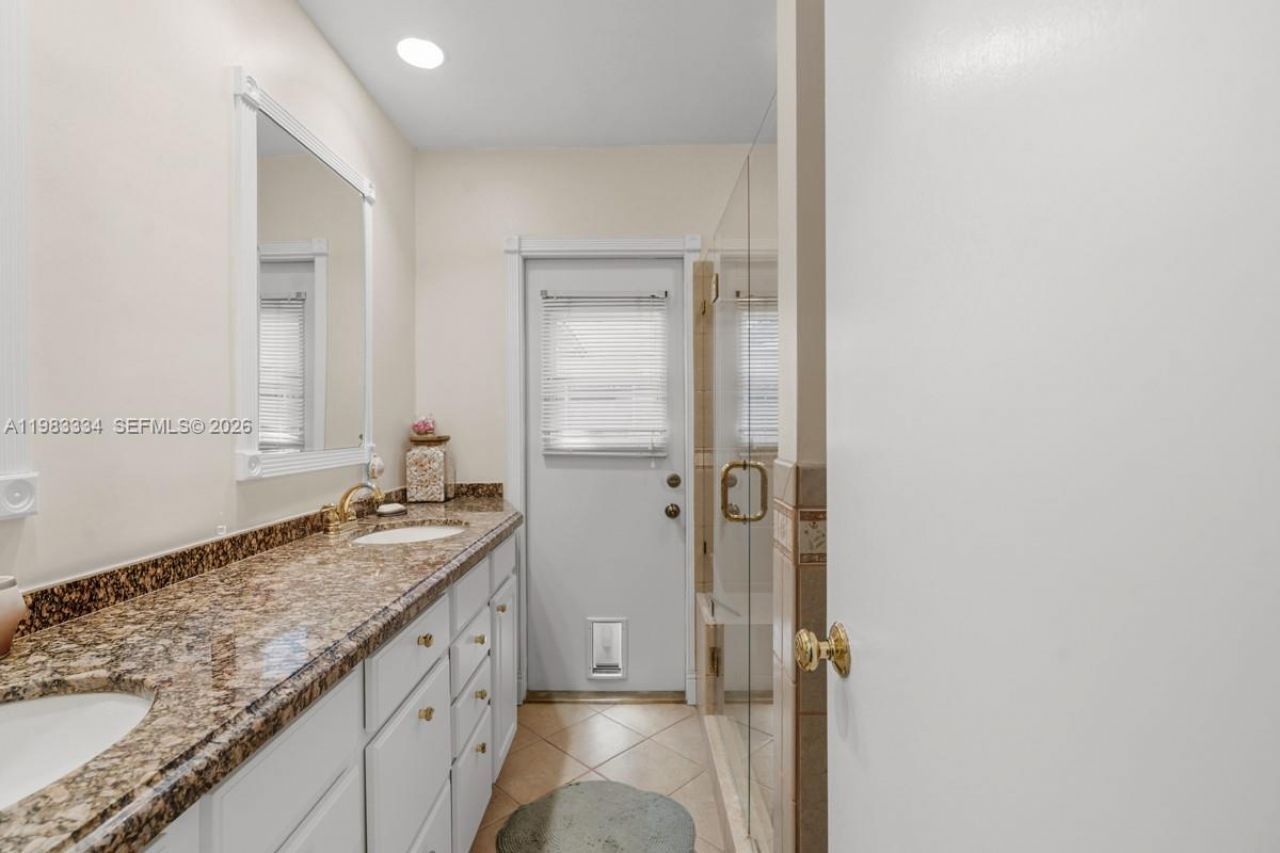 10930 SW 27th Ct , Davie, FL 33328 Photo