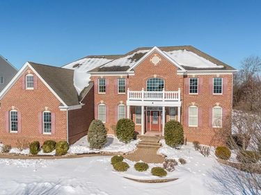 4 HEITZ LANE, HILLSBOROUGH, NJ 08844