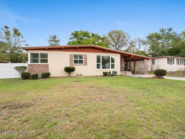 5018 HOMECREST Circle, Jacksonville, FL 32244