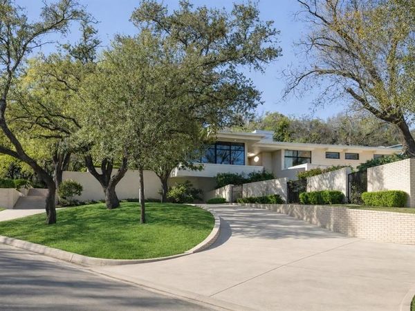 2100 Indian Creek Drive, Westover Hills, TX 76107