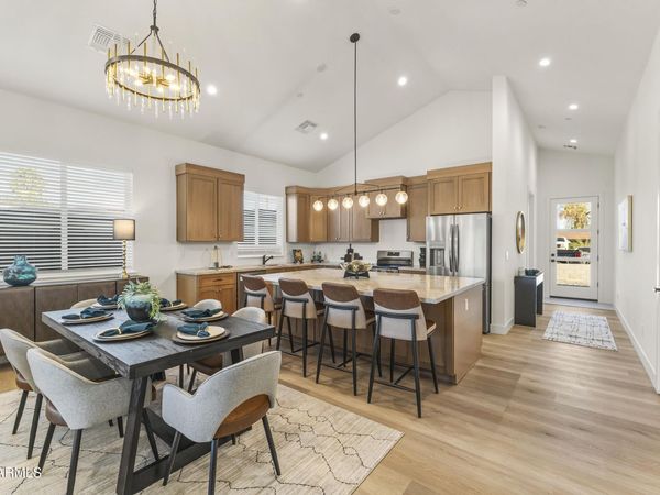 826 W 12TH Street, Tempe, AZ 85281