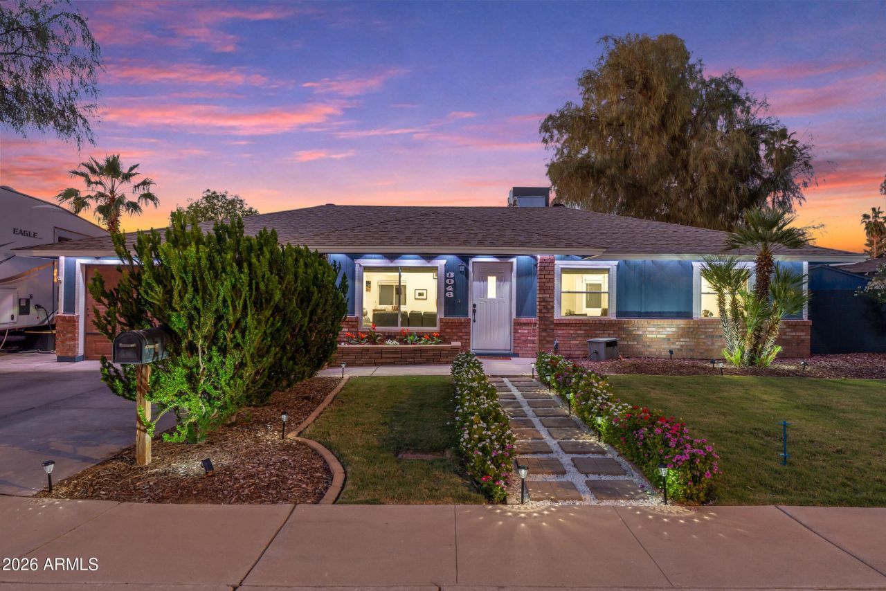 3046 E Glade Avenue, Mesa, AZ 85204 Main Photo