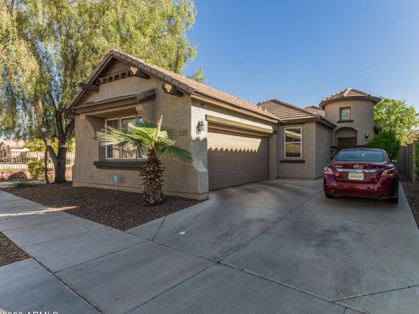 849 E CONSTANCE Way, Phoenix, AZ 85042