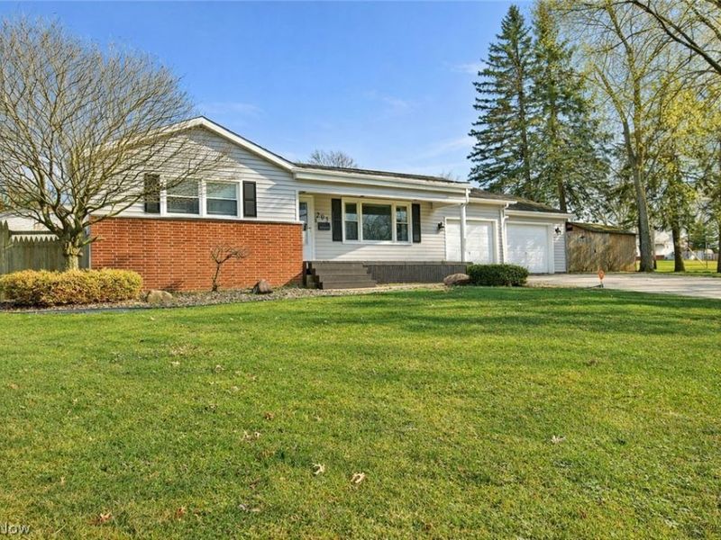 203 Aldrich Road, Austintown, OH 44515 Photo 2