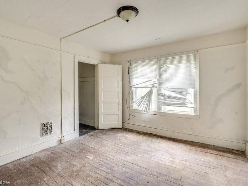 1140 E 113th Street, Cleveland, OH 44108 Photo 12