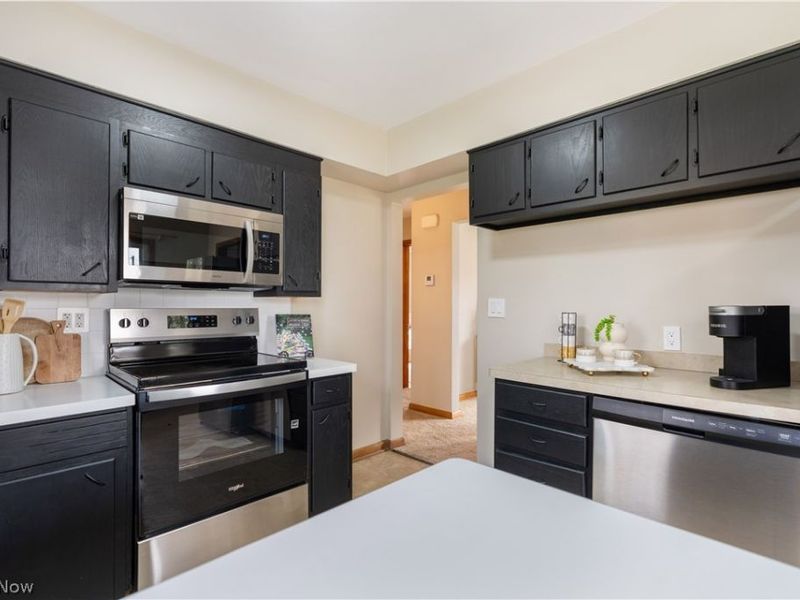 170 S Thomas Road, Tallmadge, OH 44278 Photo 13