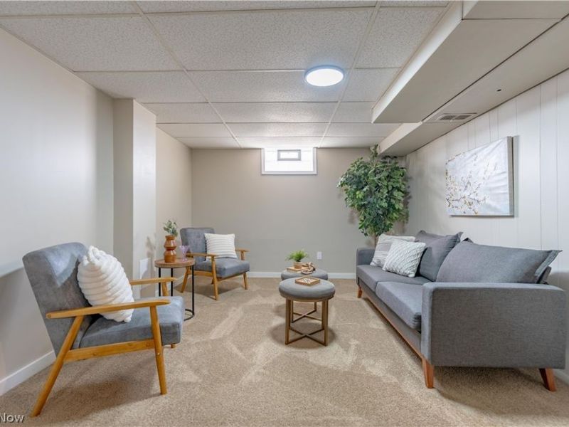 170 S Thomas Road, Tallmadge, OH 44278 Photo 23