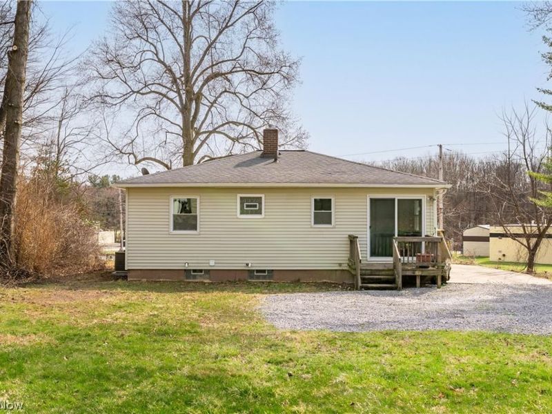 170 S Thomas Road, Tallmadge, OH 44278 Photo 4