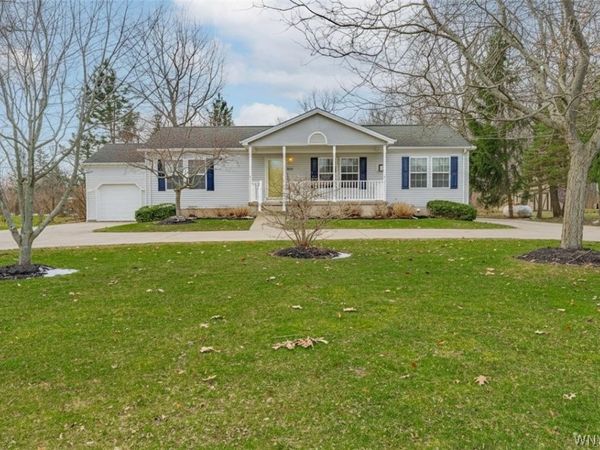 4986 Shunpike Road, Lockport, NY 14094