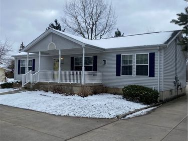 4986 Shunpike Road , Lockport, NY 14094