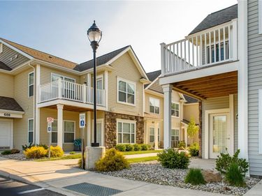 506 New Terrace Lane , Rochester, NY 14624