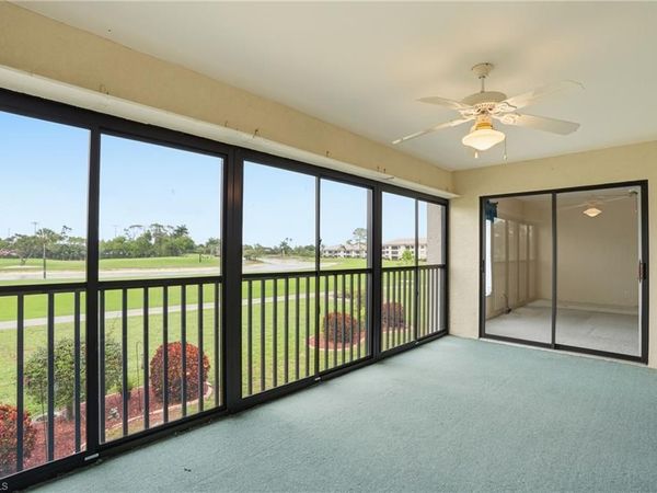 5785 Trailwinds DR, Unit 222, FORT MYERS, FL 33907