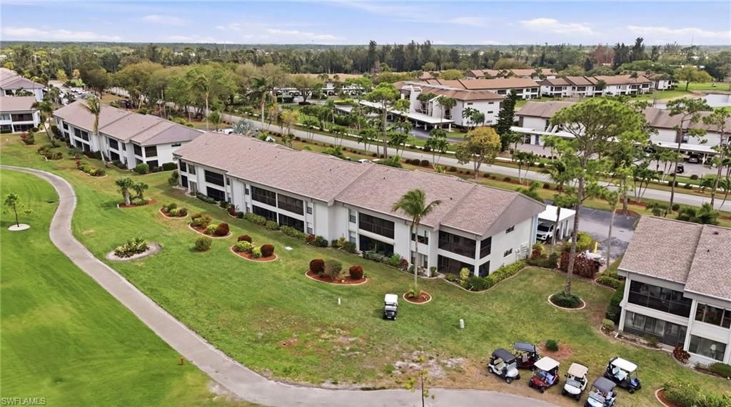 5785 Trailwinds Dr, Unit 222, Fort Myers, FL 33907 Photo