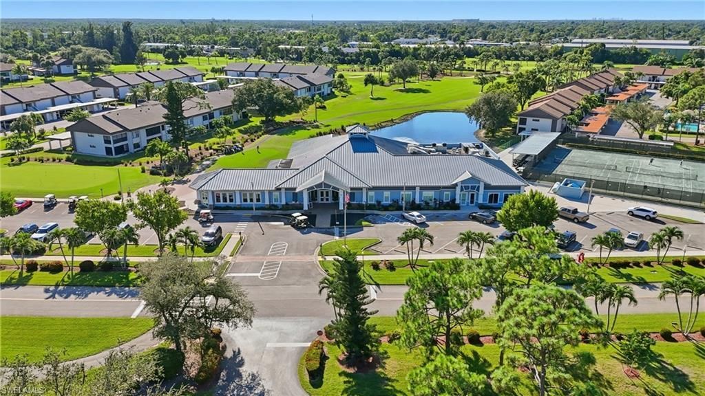 5785 Trailwinds Dr, Unit 222, Fort Myers, FL 33907 Photo