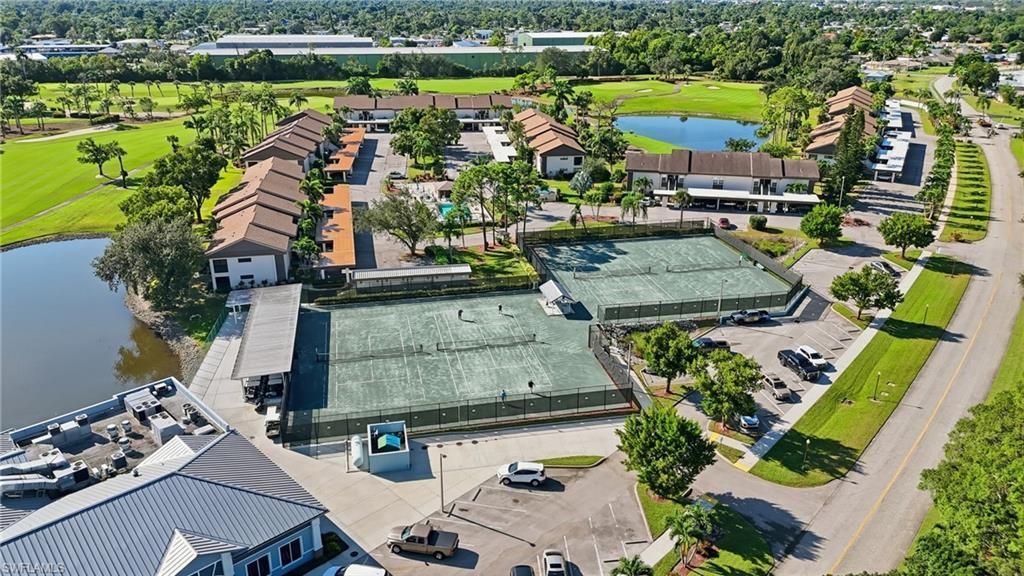 5785 Trailwinds Dr, Unit 222, Fort Myers, FL 33907 Photo