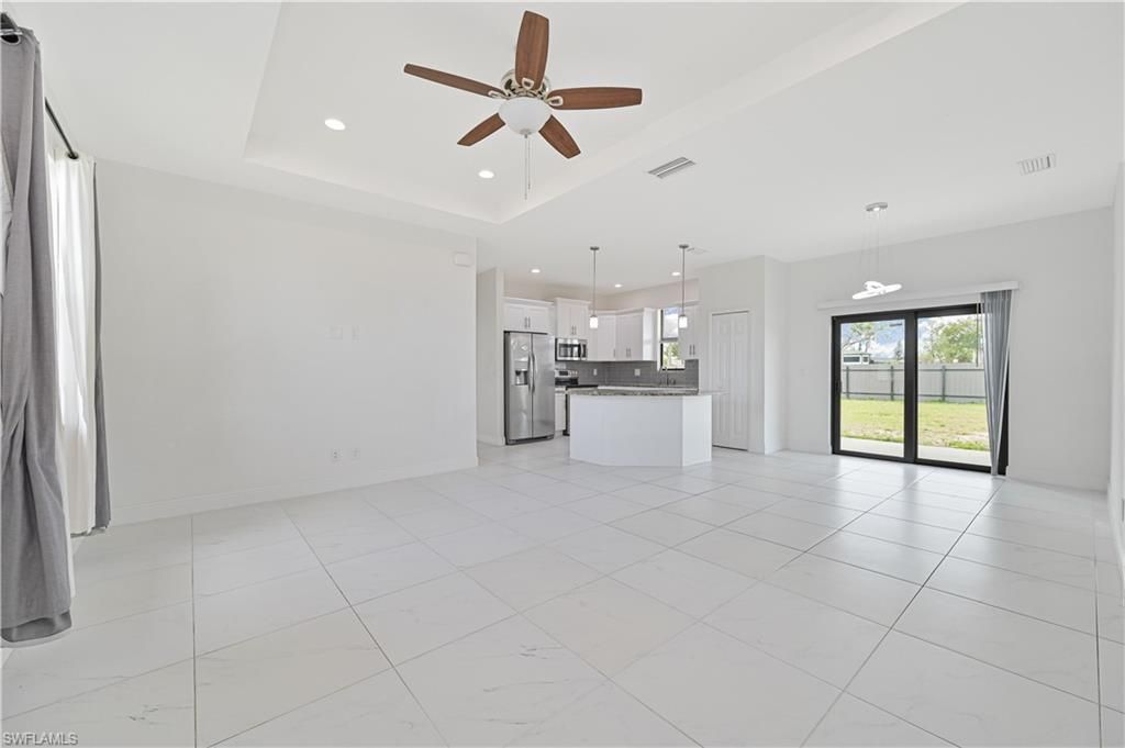 1102 NE 16th Pl, Cape Coral, FL 33909 Photo