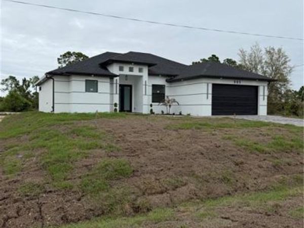 985 Gleason ST , LEHIGH ACRES, FL 33974