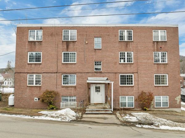 30 Beech Street, Unit 2D, Bristol, NH 03222