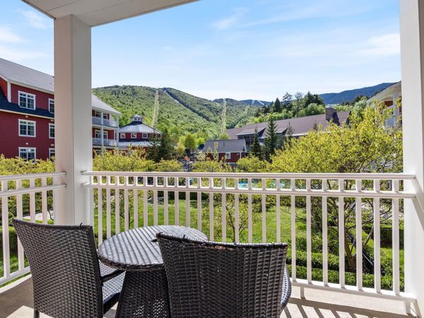 102 Forest Drive, Unit 223 (plus lockout 225) in, Warren, VT 05674