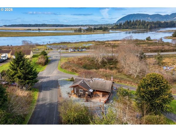 107 HEMLOCK ST, Wheeler, OR 97147