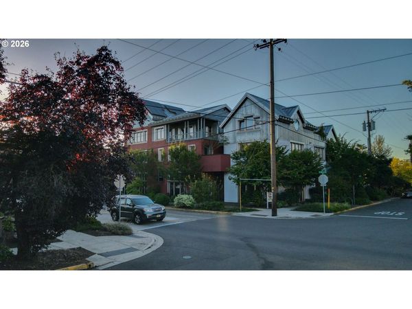 321 MILL ST, Unit 5, Eugene, OR 97401