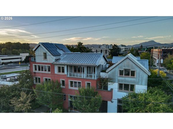 321 MILL ST, Unit 2, Eugene, OR 97401