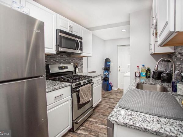 217 W LANCASTER AVENUE, Unit 1B, DOWNINGTOWN, PA 19335