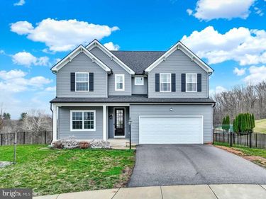 105 BLAINE DRIVE, MANCHESTER, PA 17345