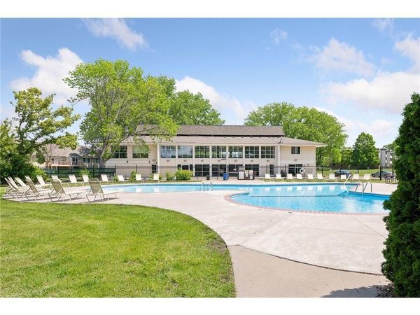 4465 Trenton Lane N, Unit 301, Plymouth, MN 55442