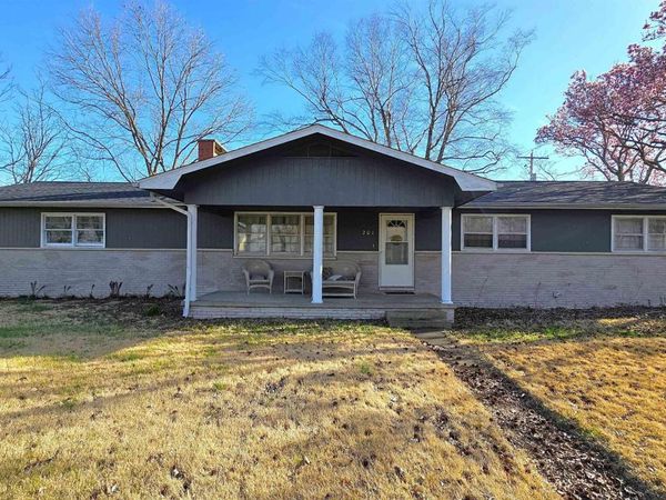 201 S DEAN Street, Royalton, IL 62983