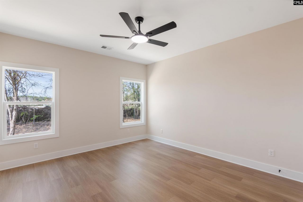 863 Park Road Photo 15