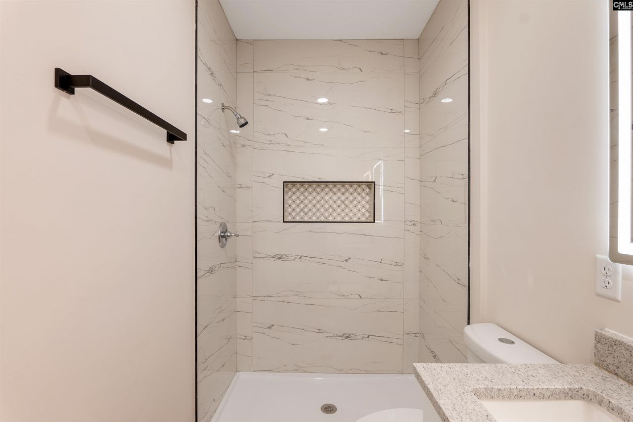 863 Park Road Photo 22
