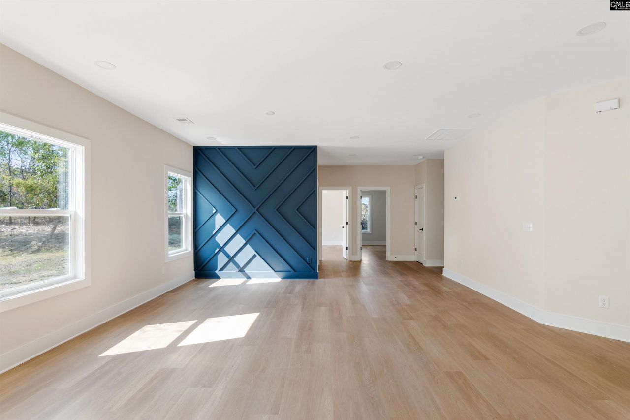 863 Park Road Photo 4