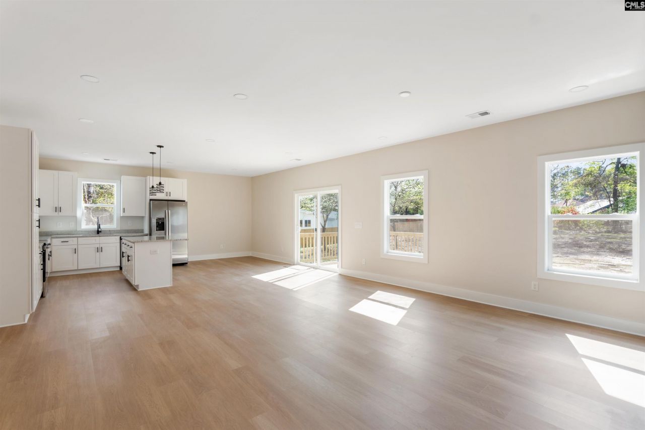863 Park Road Photo 7