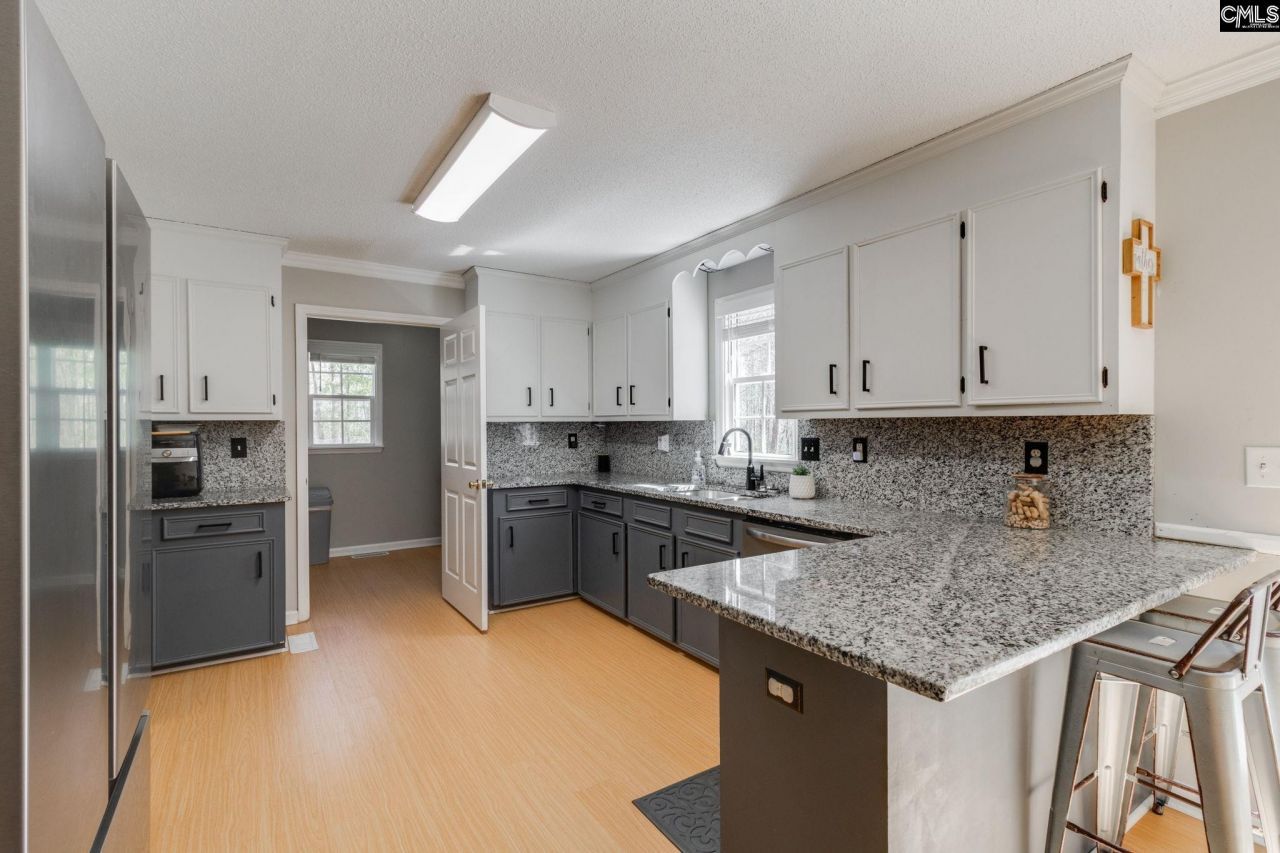 1337 Sunnyhill Drive Photo 11