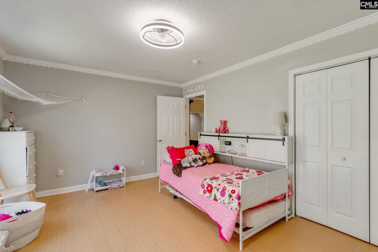 1337 Sunnyhill Drive Photo 17