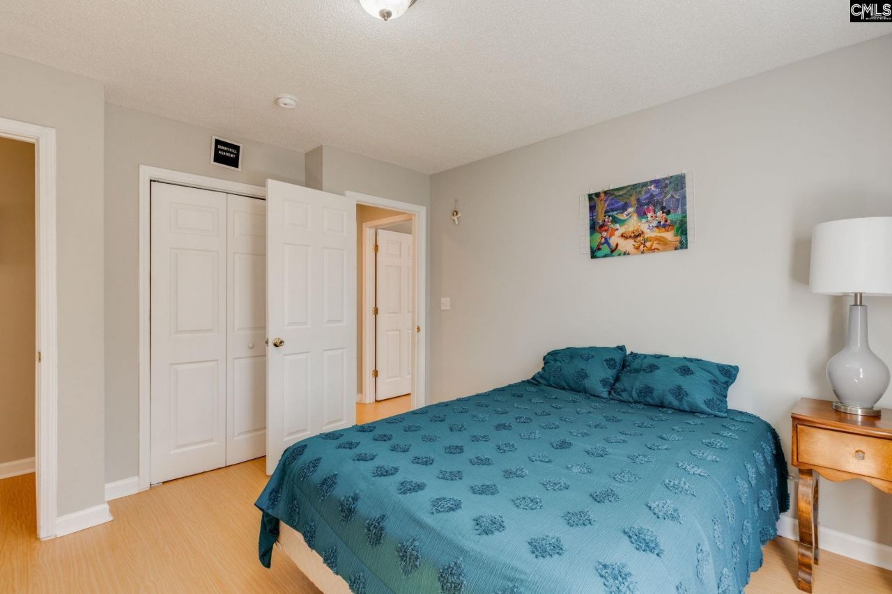 1337 Sunnyhill Drive Photo 20