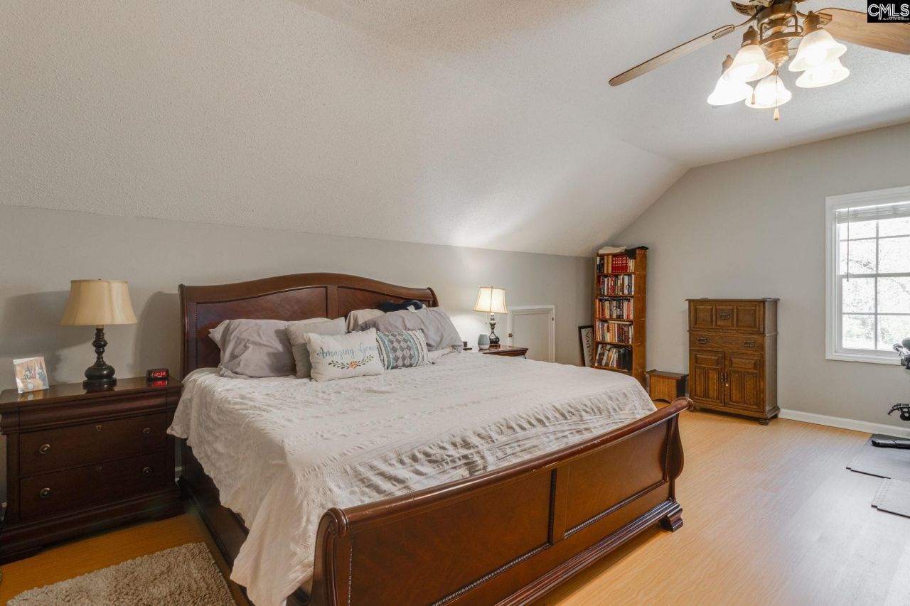 1337 Sunnyhill Drive Photo 28