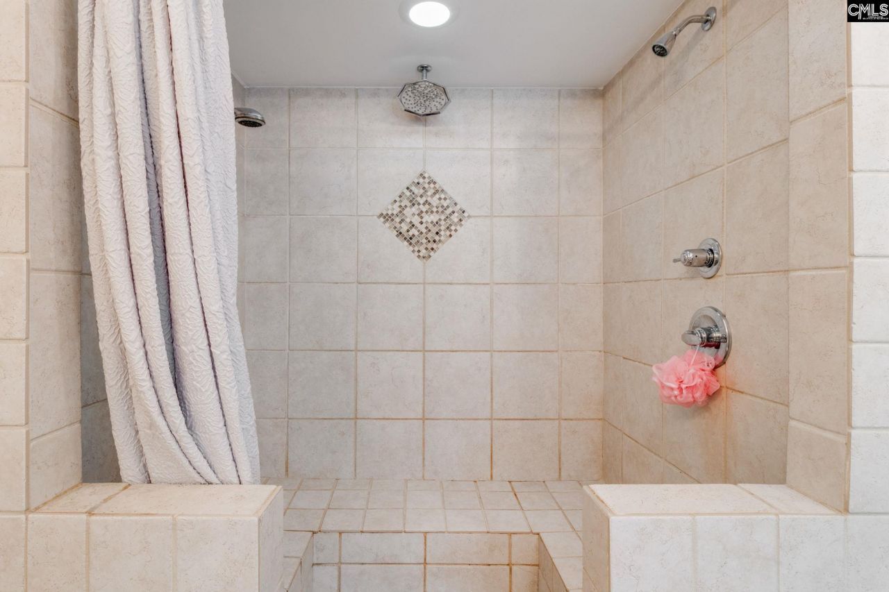 1337 Sunnyhill Drive Photo 34